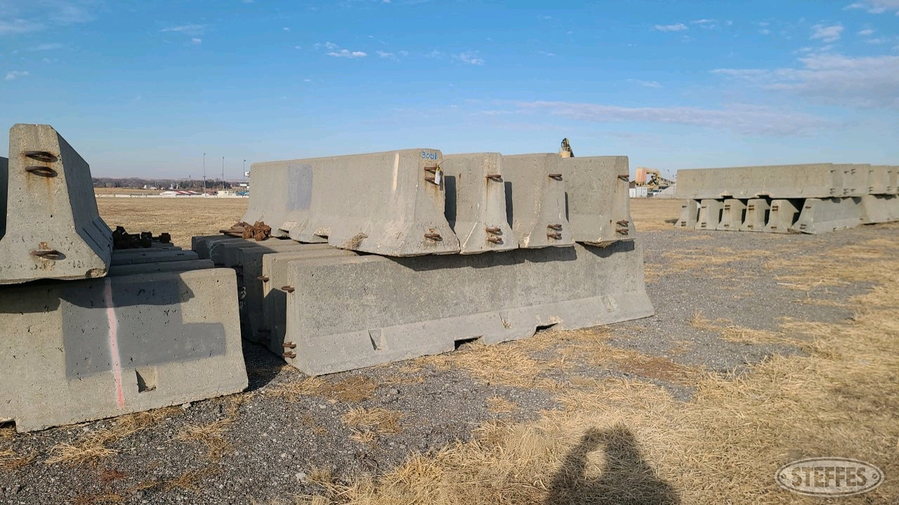 (10) Concrete Jersey Barriers, 12.5' w/ pins